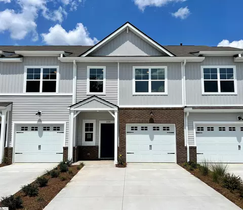 108 Callen Dr, Greenville, SC 29607