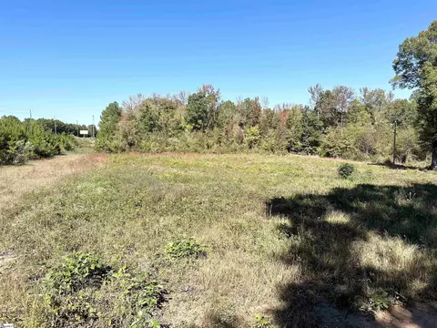 19848 221 Hwy, Laurens, SC 29360
