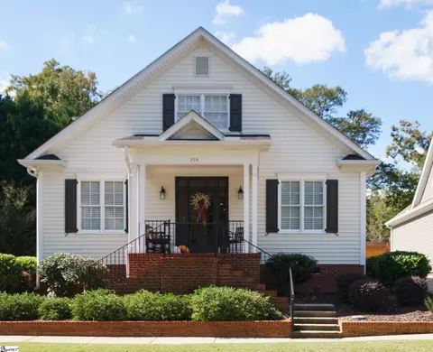 208 Chessington Ln, Simpsonville, SC 29681