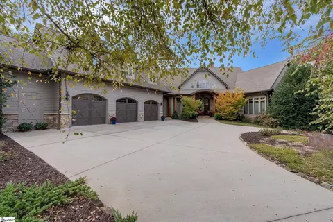 84 Eagle Rock Rd, Landrum, SC 29356