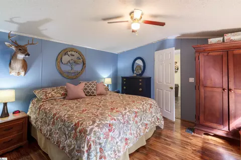 115 Raines Ct, Easley, SC 29640 photo 9