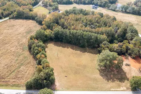 1150 Garrison Rd, Pelzer, SC 29669 photo 4