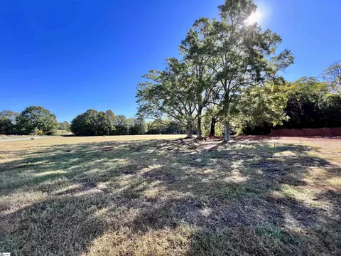 1150 Garrison Rd, Pelzer, SC 29669