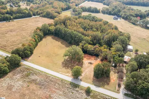 1150 Garrison Rd, Pelzer, SC 29669 photo 3