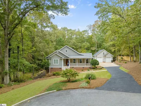 224 Belmont Dr, Fountain Inn, SC 29644