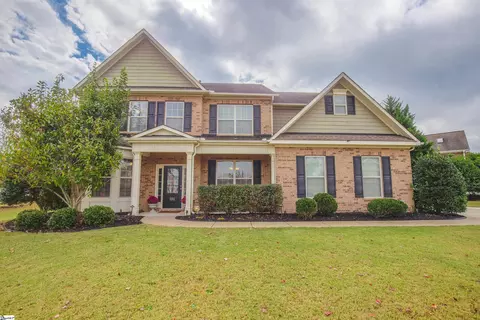 101 Sturbridge Ct, Easley, SC 29642