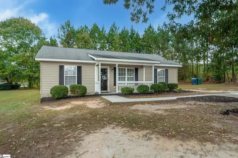 301 Hardwood Loop, Greenwood, SC 29646