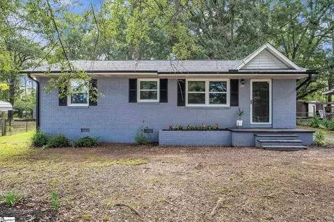 402 Chatham Ave, Gaffney, SC 29340
