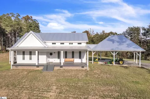 120 Belue Mill Rd, Landrum, SC 29356