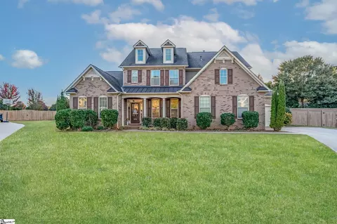 204 Gracefield Ct, Greer, SC 29650