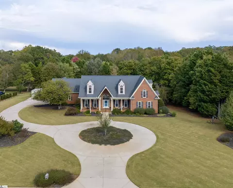 106 Wren Crossing Ln, Easley, SC 29642