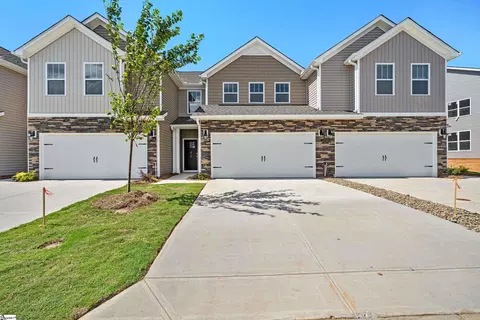335 Cub Ct, Greenville, SC 29609