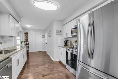 102 Jay Cir, Moore, SC 29369 photo 11