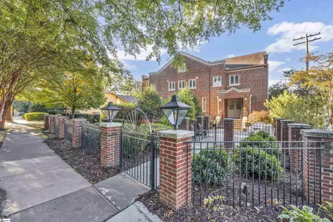 325 Hampton Ave # 105, Greenville, SC 29601