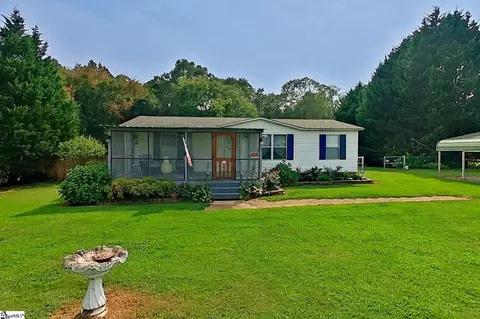 232 Angells Dr, Woodruff, SC 29388