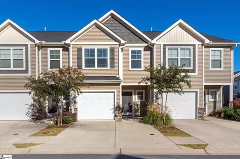 221 Button Willow St, Taylors, SC 29687