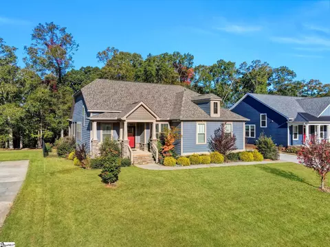 112 Rosecrest Ln, Simpsonville, SC 29680