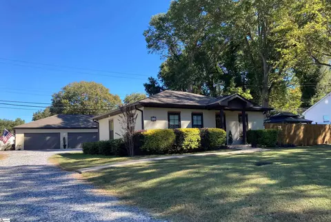 215 California Ave, Spartanburg, SC 29303