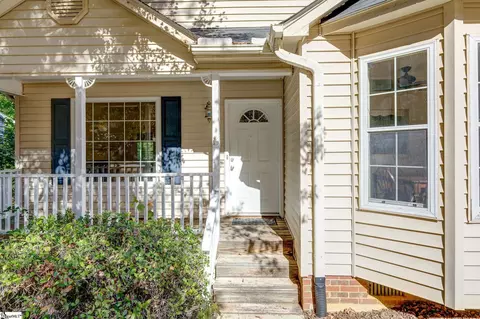 315 Dunwoody Dr, Simpsonville, SC 29681