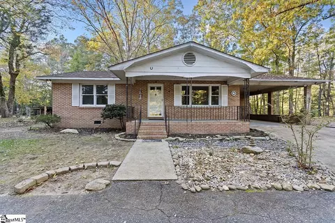 1787 Bull Hill Rd, Gray Court, SC 29645