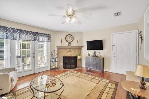 802 Pelham Square Way, Greer, SC 29650 photo 3