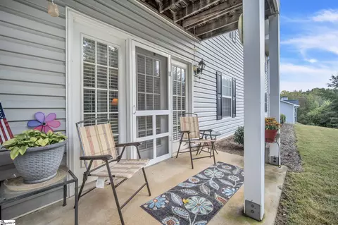 802 Pelham Square Way, Greer, SC 29650 photo 2