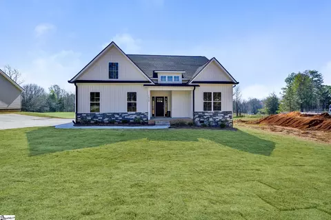 1948 Friendship Church Rd, Gray Court, SC 29645