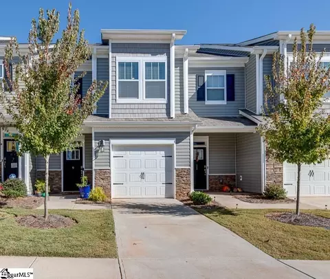 9 Planters Pl, Greer, SC 29650