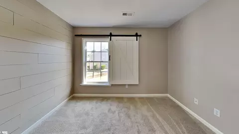 401 Middleshare Dr, Mauldin, SC 29662 photo 10
