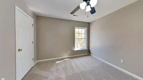 401 Middleshare Dr, Mauldin, SC 29662 photo 9