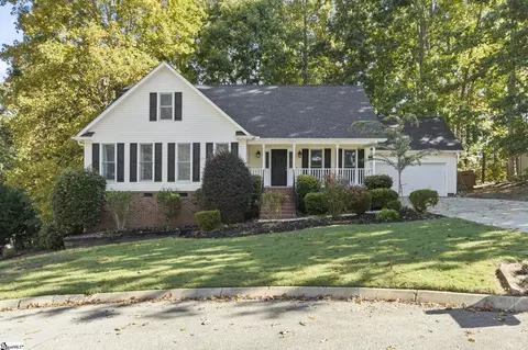 210 Torrey Ct, Simpsonville, SC 29680