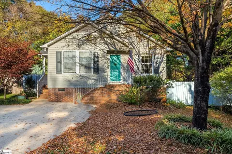 15 Winthrop Ave, Greenville, SC 29607