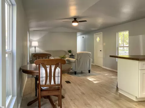209 Old Easley Pickens Hwy, Easley, SC 29640 photo 12