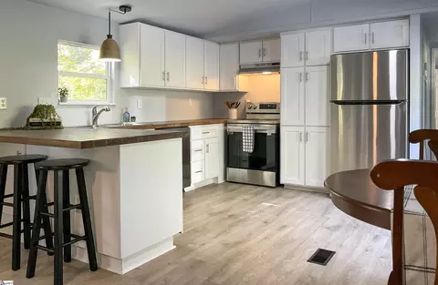 209 Old Easley Pickens Hwy, Easley, SC 29640 photo 7