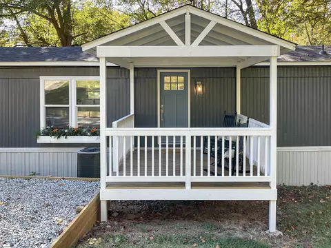 209 Old Easley Pickens Hwy, Easley, SC 29640 photo 2