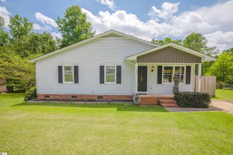 205 Beaver Creek Ct, Marietta, SC 29661