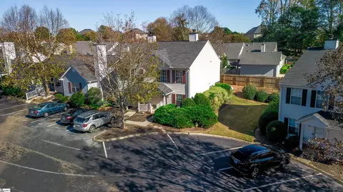 71 Hayfield Ln, Greer, SC 29650