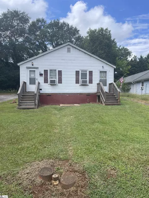 18 Burgess Ave, Greenville, SC 29609