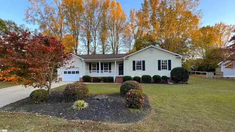 807 Brentwood Way, Simpsonville, SC 29680