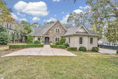 500 Mcdaniel Ave, Greenville, SC 29605