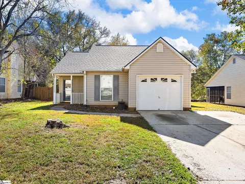 105 W Long Crk, Simpsonville, SC 29680