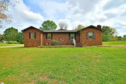 401 Mccue St, Easley, SC 29642