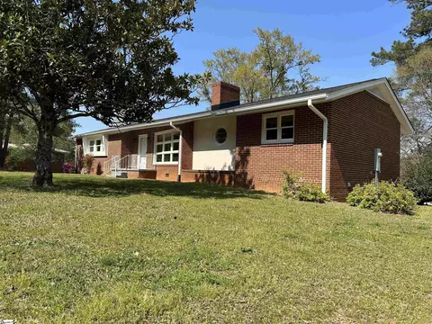 17711 Highway 101, Gray Court, SC 29645