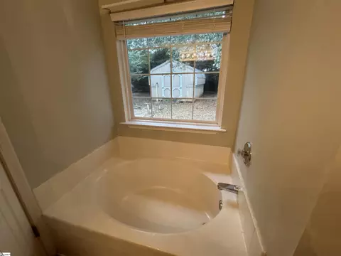 308 E Pheasant Hill Dr, Duncan, SC 29334 photo 3