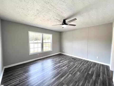 232 Mayfield Rd, Duncan, SC 29334 photo 9
