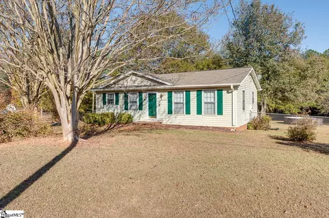 213 Oak Brook Dr, Liberty, SC 29657