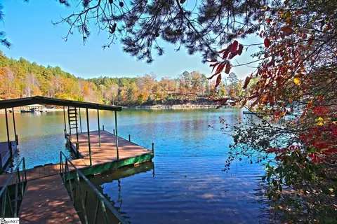 56 Harbor Point Rd, Seneca, SC 29672 photo 11