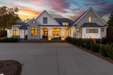 410 Old Leonard Rd, Woodruff, SC 29388
