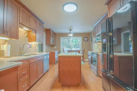 210 Windham Ln, Easley, SC 29642 photo 11
