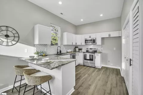 111 N 4 Th St # B, Easley, SC 29640 photo 8